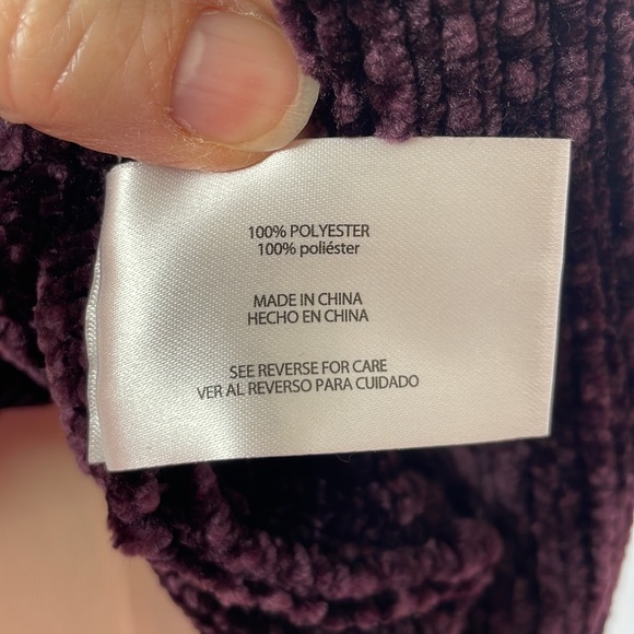 Orvis Plum/Purple Extremely Soft Ribbed Oversized Sweater - Size Small - Picture 11 of 12